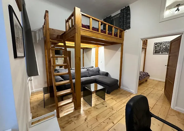 Cozy New Loft Apartment