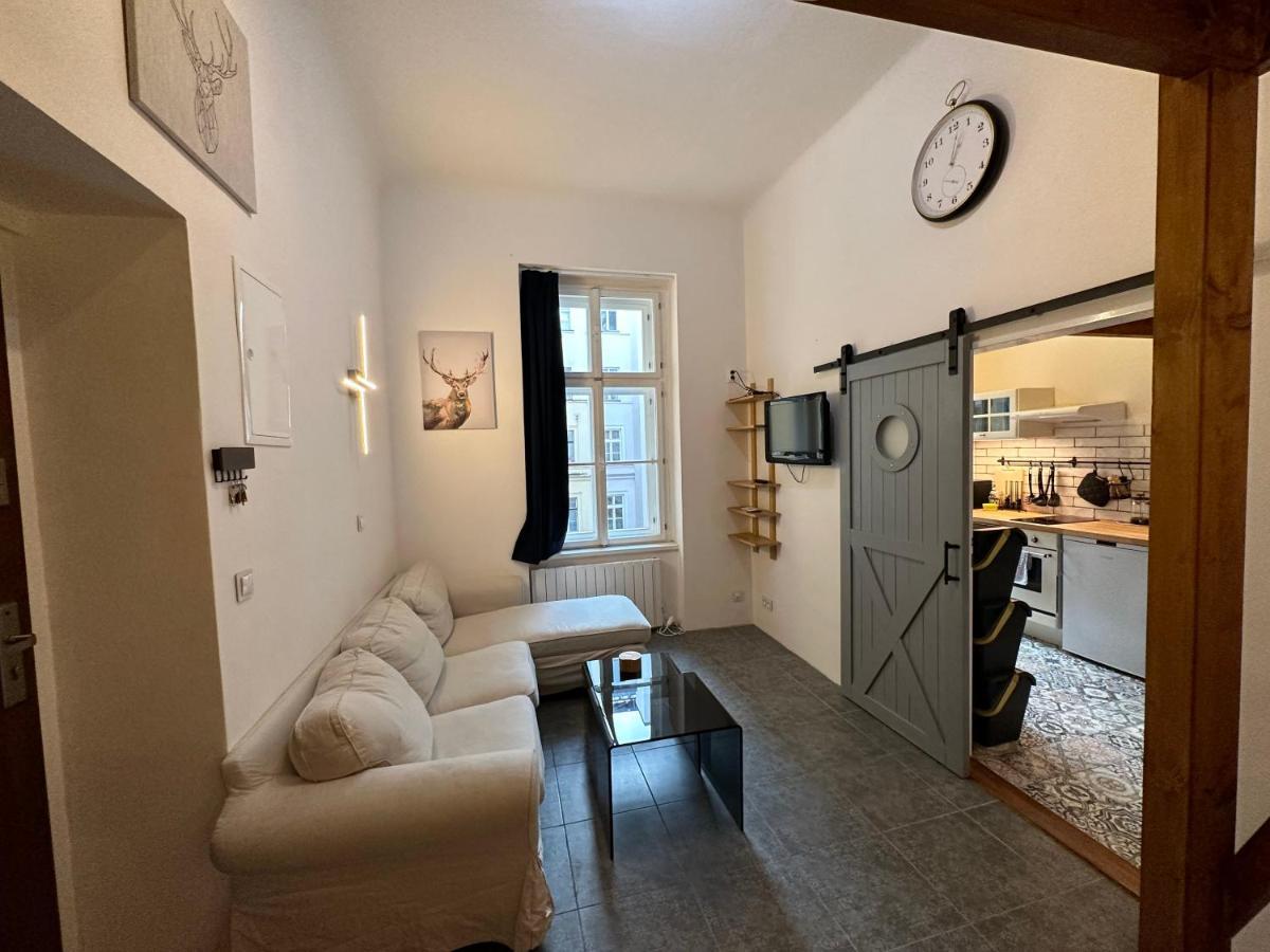 Cozy New Loft Apartment Prague