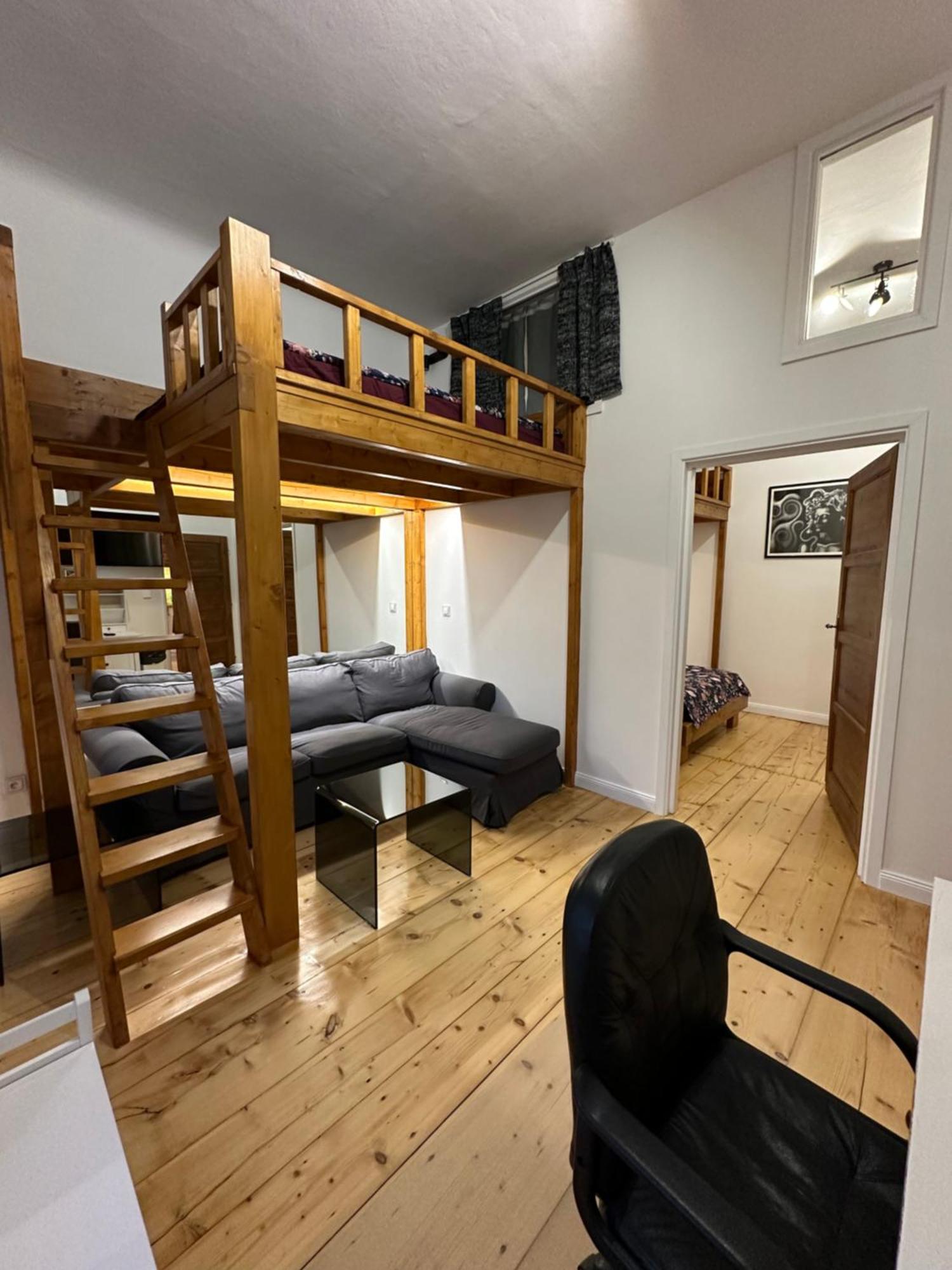 Cozy New Loft Apartment Prague